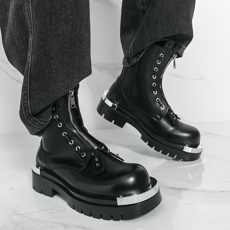 Stivali con suola spessa da uo - Men Formal Wear With Boots recensione e prezzo
